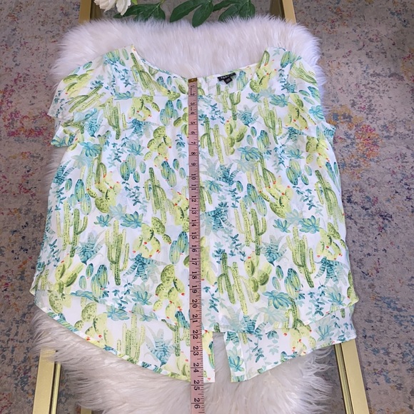 Torrid Cactus Blouse Size 00 - Picture 6 of 16